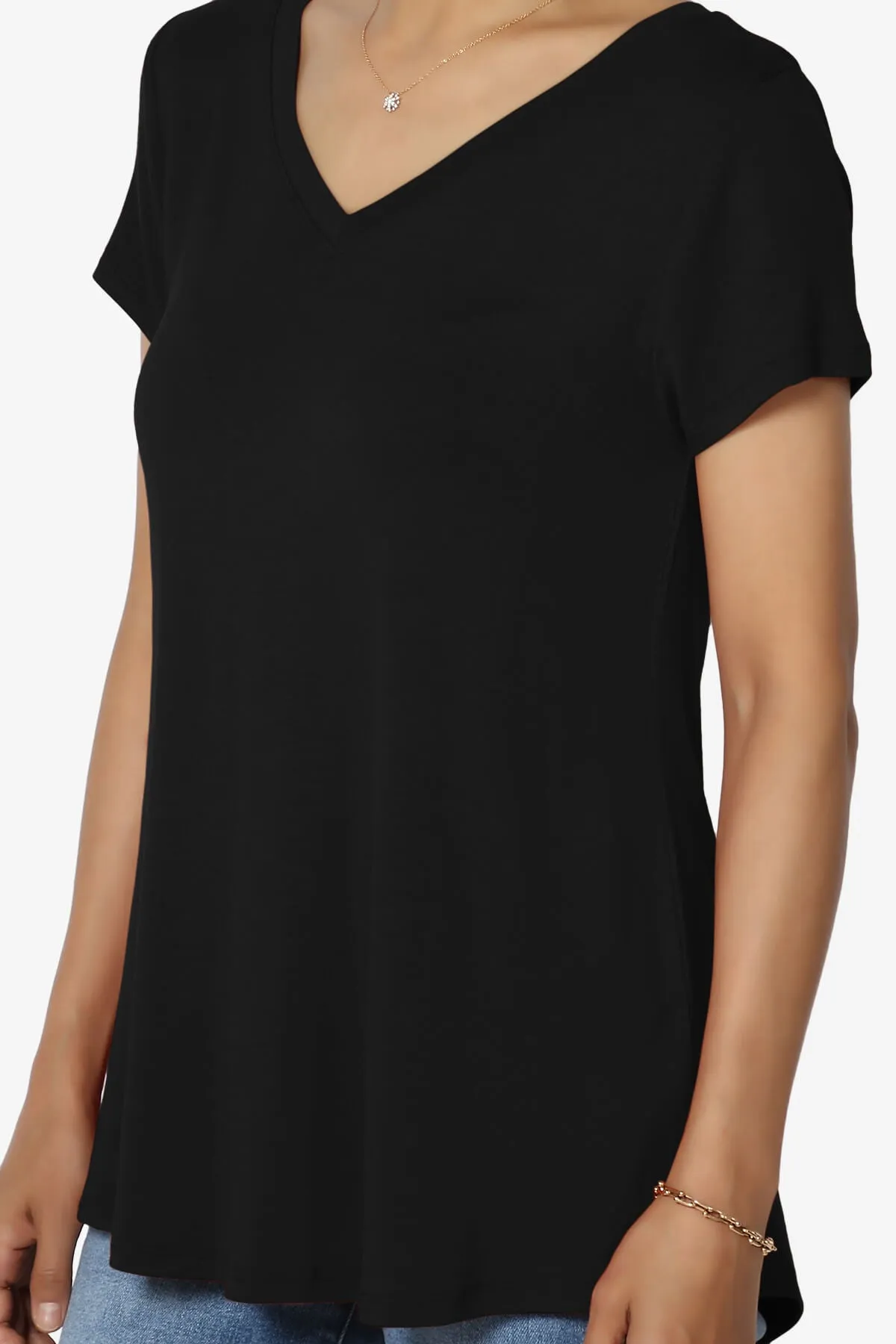 Agree V-Neck Short Sleeve T-Shirt