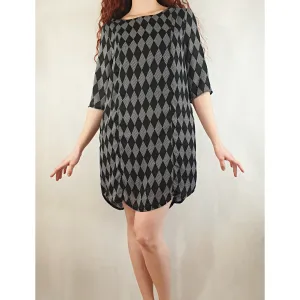 Alice in The Eve black half sleeve dress with white diamond print size 10