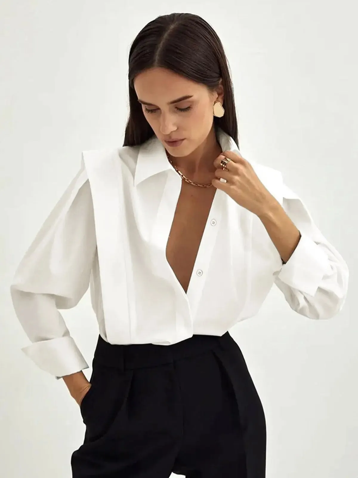 Andrea - Comfortable & Versatile Woman's Blouse