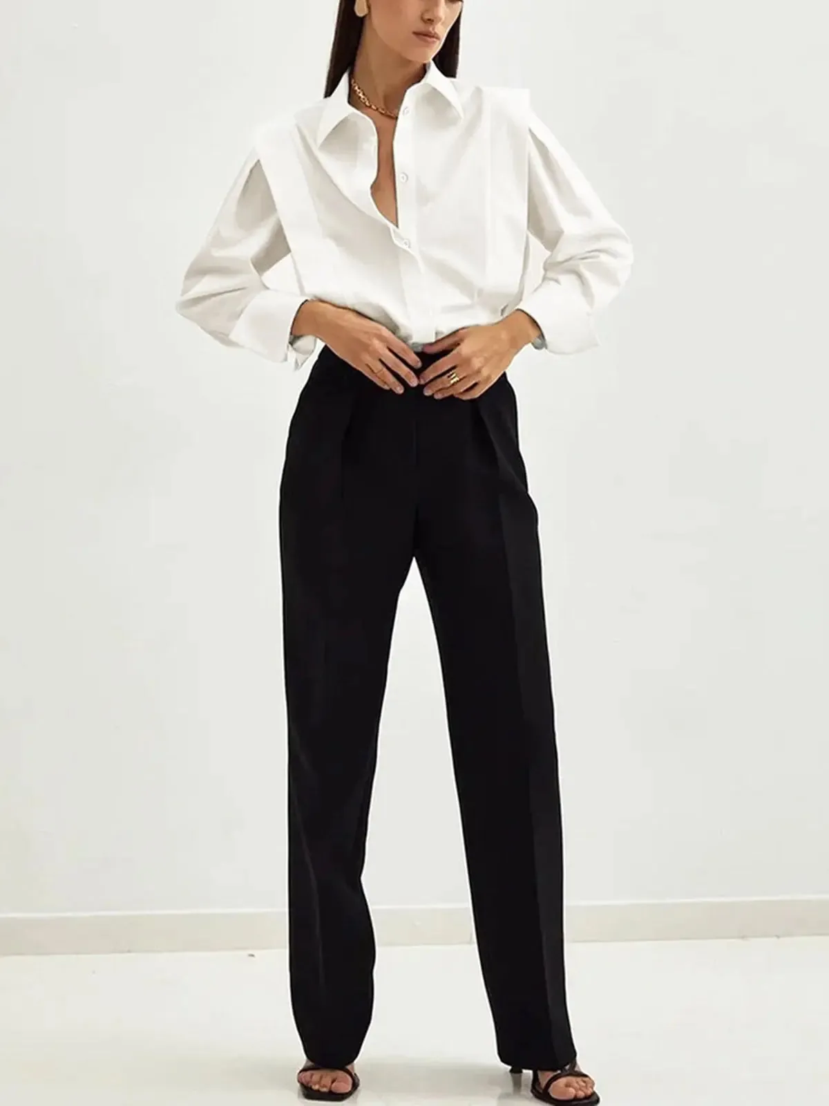 Andrea - Comfortable & Versatile Woman's Blouse