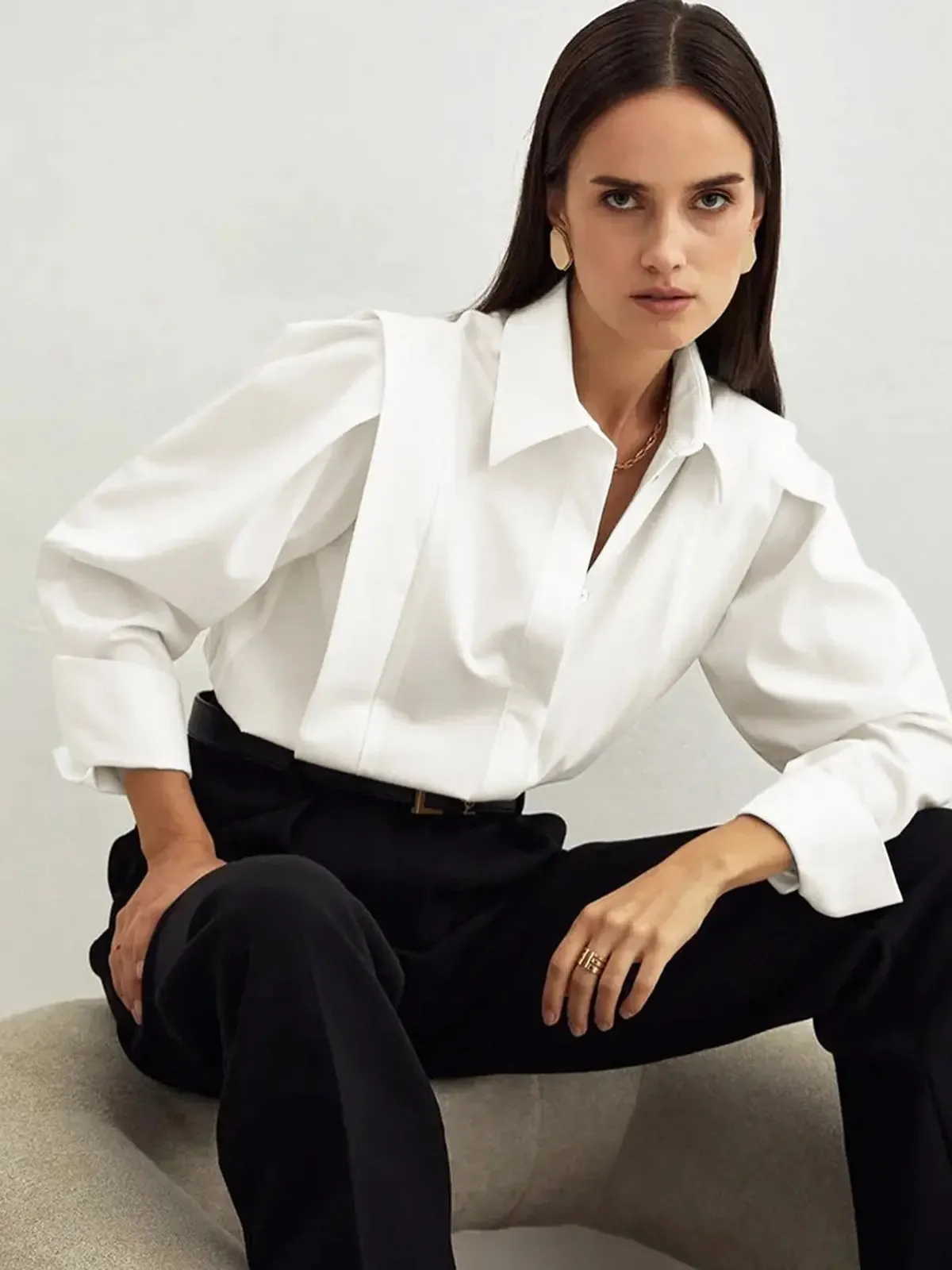 Andrea - Comfortable & Versatile Woman's Blouse