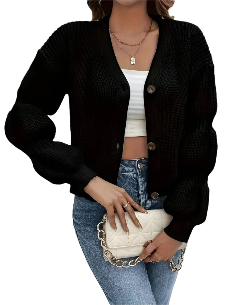 Bianca – Elegant Women’s Knit Cardigan