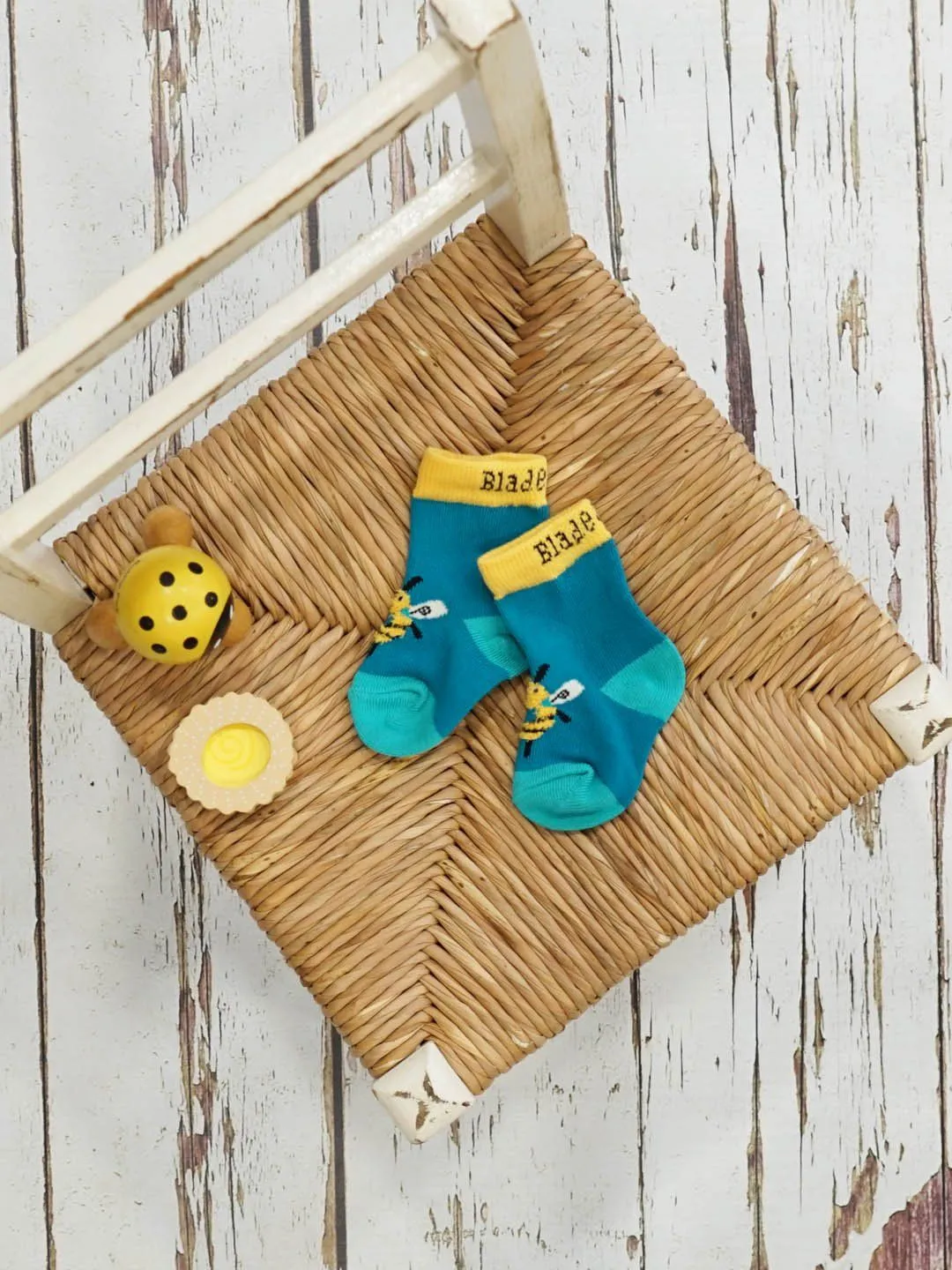 Buzzy Bee Top