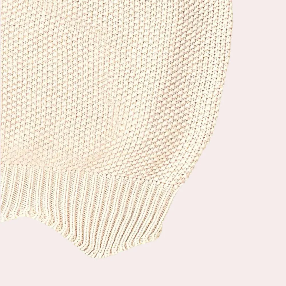 Chic Women’s Knit Cardigan