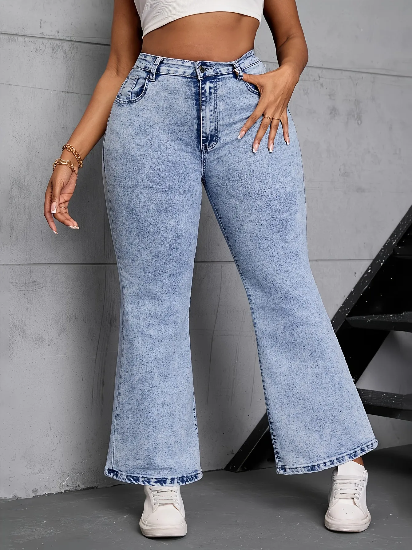 Comfortable Elastic Trumpet Pants – Plus Size Flare Leg with Embroidered Detail