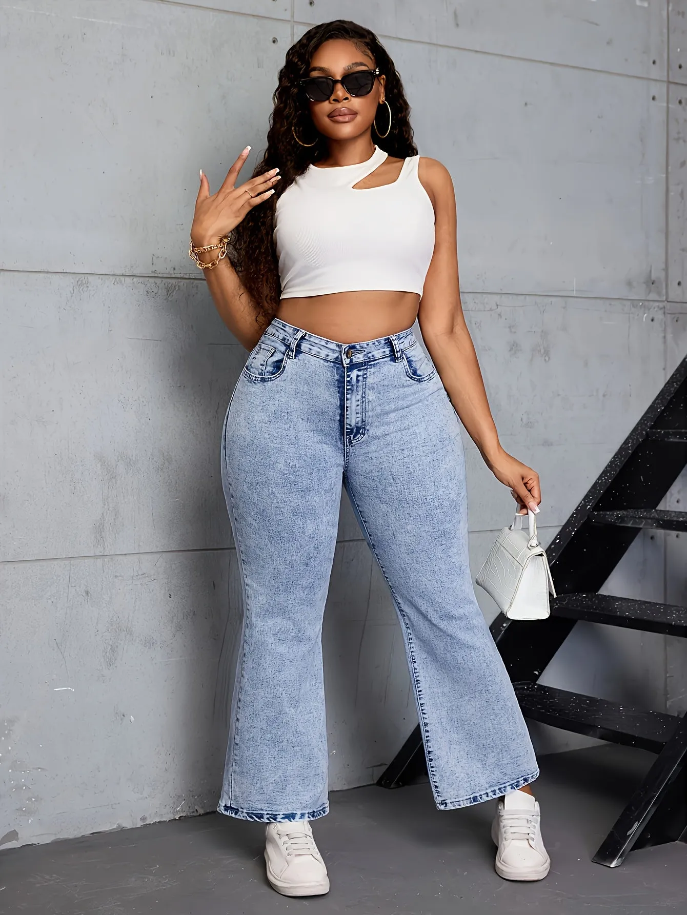 Comfortable Elastic Trumpet Pants – Plus Size Flare Leg with Embroidered Detail