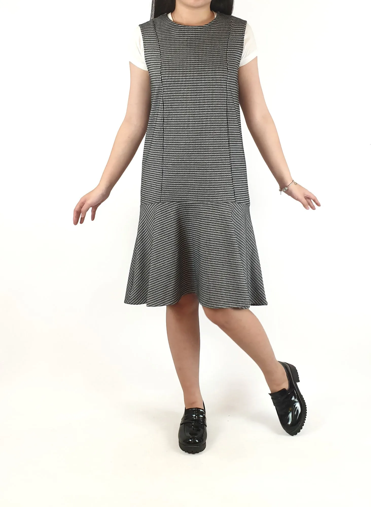 Country Road black and white houndstooth print sleeveless dress size XXS (best fits 6)
