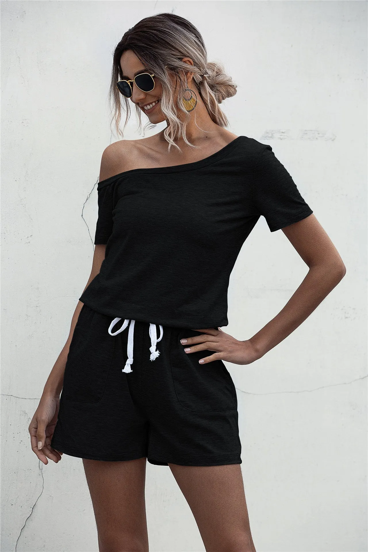 Diagonal Shoulder Short Sleeve Jumpsuit Rompers With Pocket