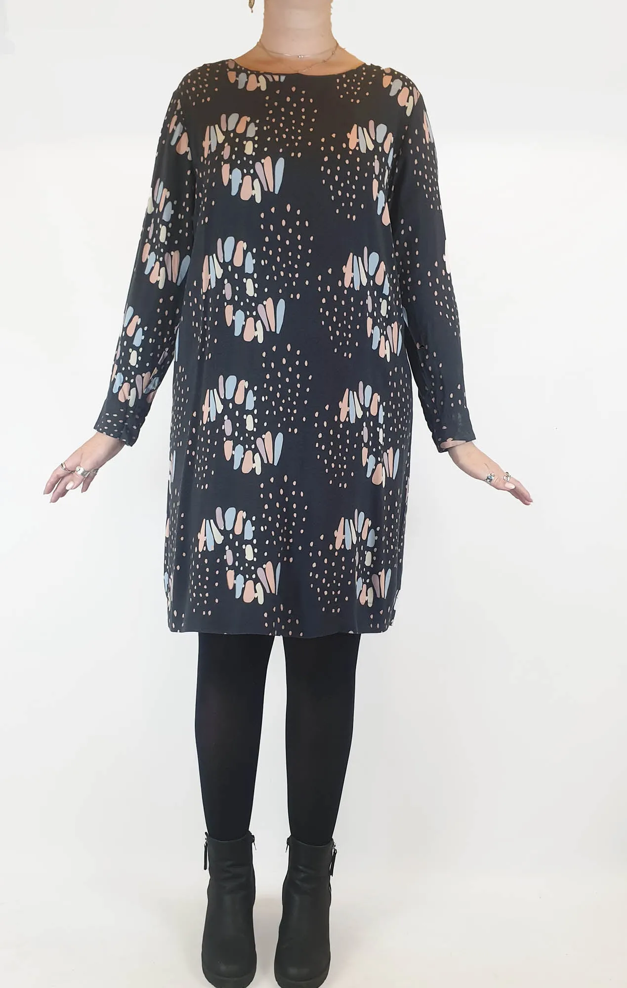 Elm charcoal dress with cute colourful print size 14, best fits 12-14