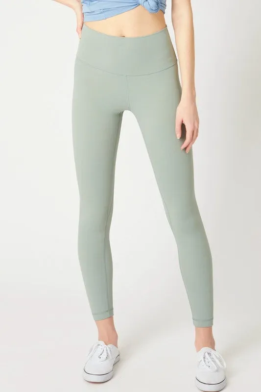 Everywhere Essential Leggings
