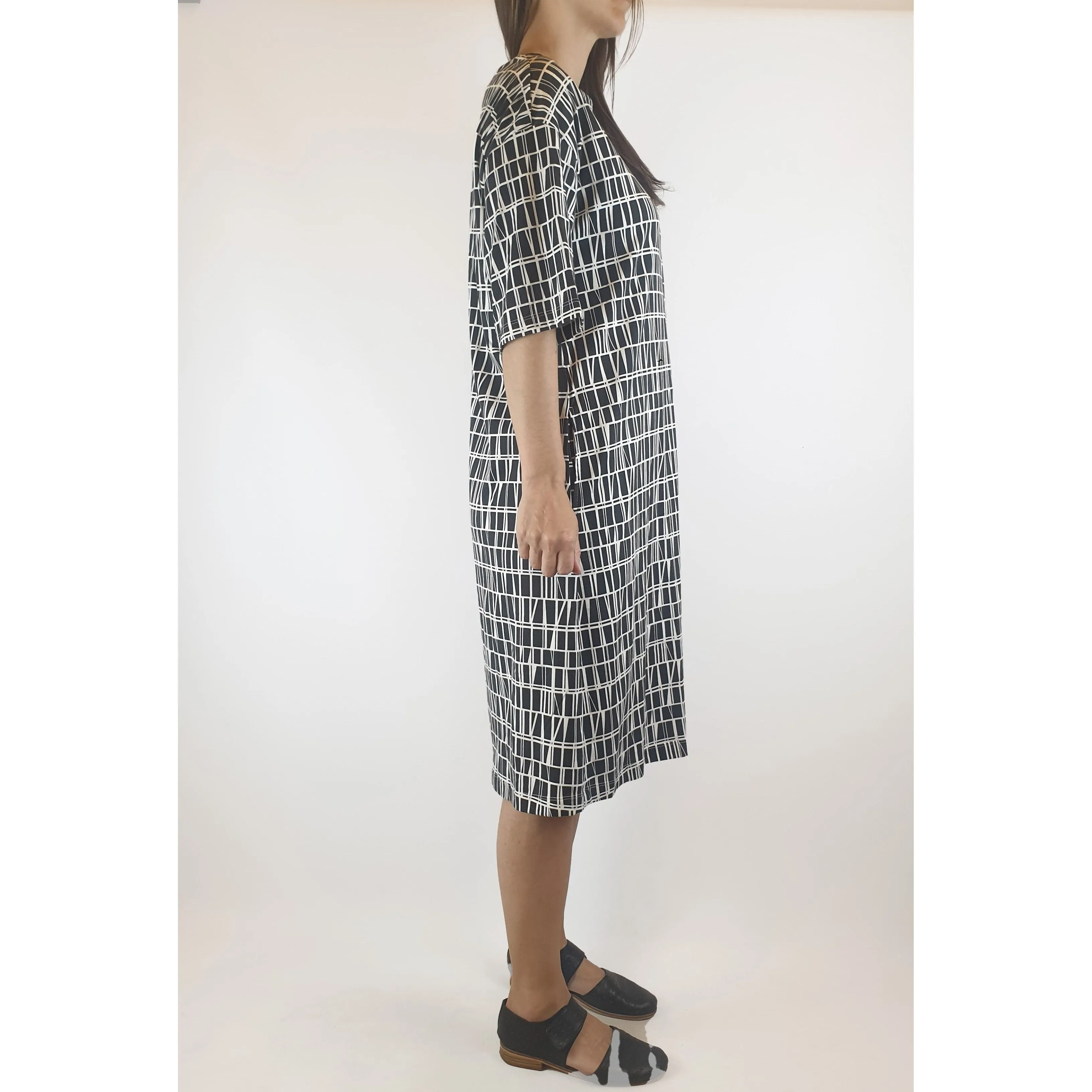 Finlayson x Uniqlo preloved black and white oversize tee shirt dress size XS (best fits size 8)