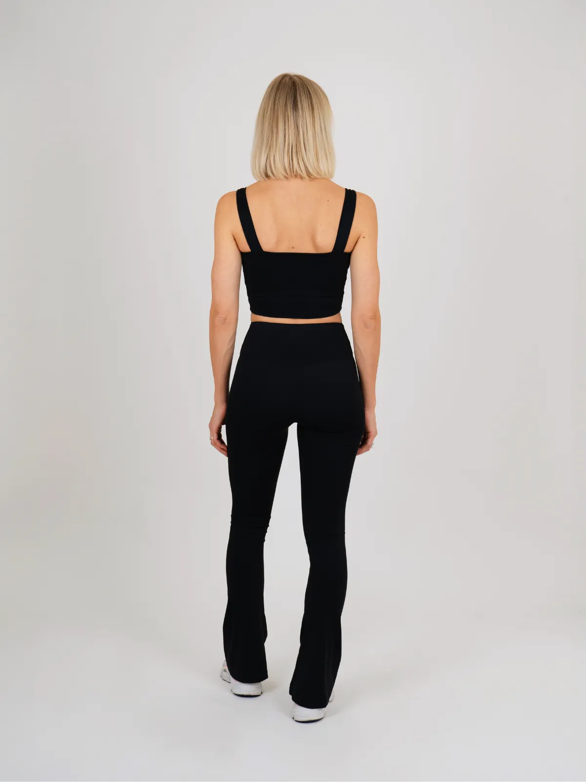 FLARED PILATES LEGGINGS - Black