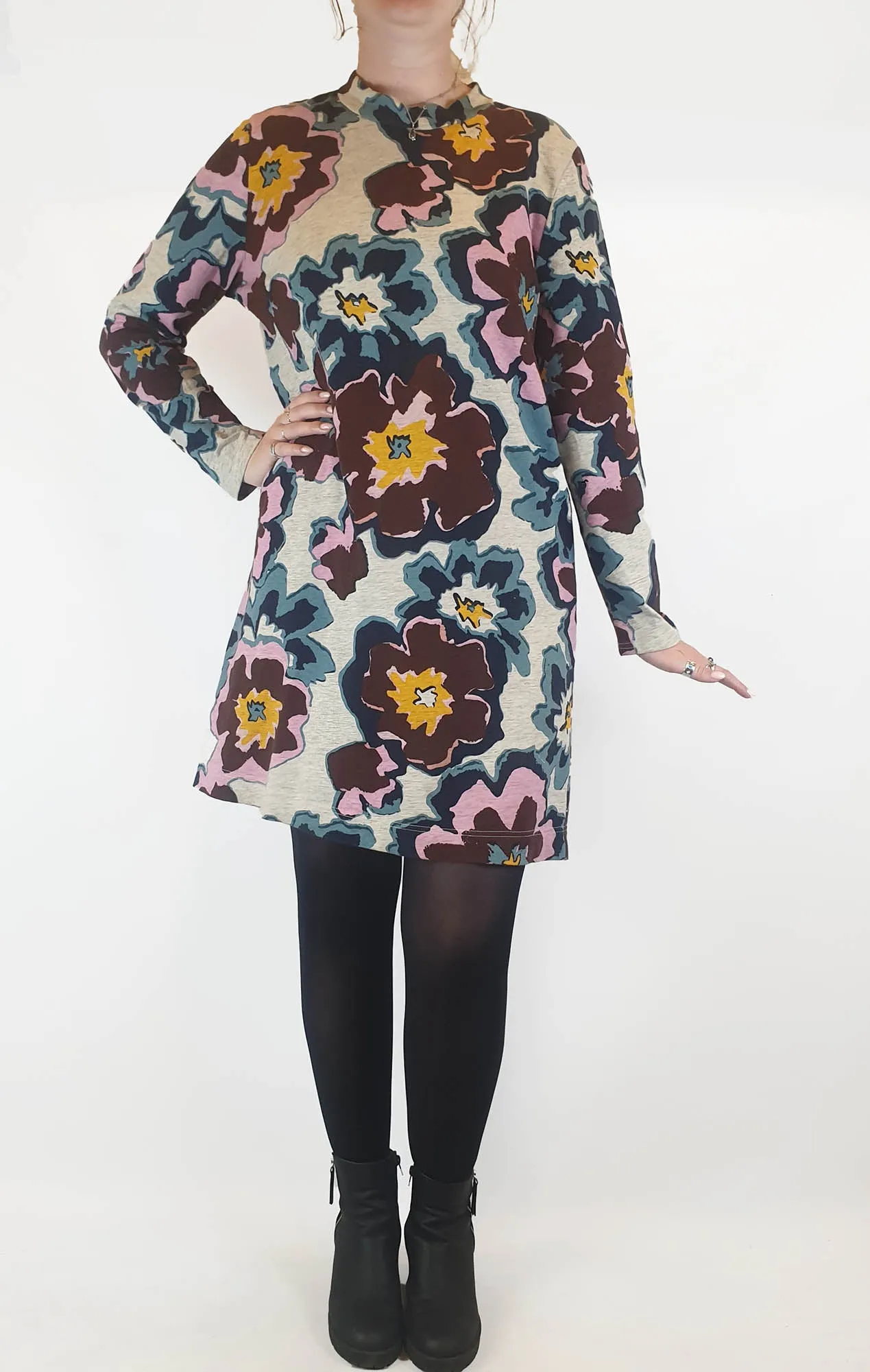 Gorman grey long sleeve tee shirt dress with  large flower print size 14, best fits 12-14