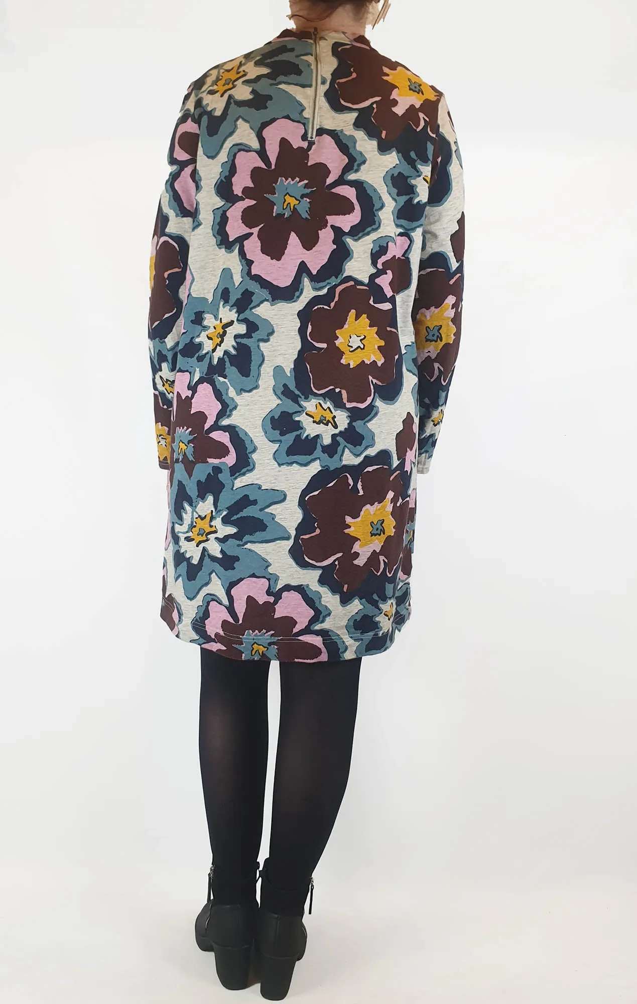 Gorman grey long sleeve tee shirt dress with  large flower print size 14, best fits 12-14