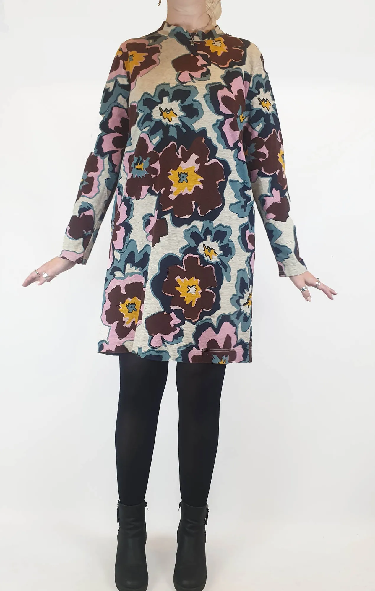 Gorman grey long sleeve tee shirt dress with  large flower print size 14, best fits 12-14