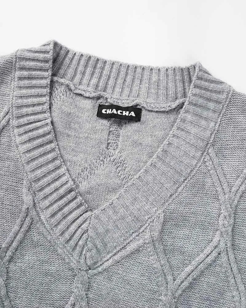 Hallow Eyes Cable Knit Distressed Sweater Vest