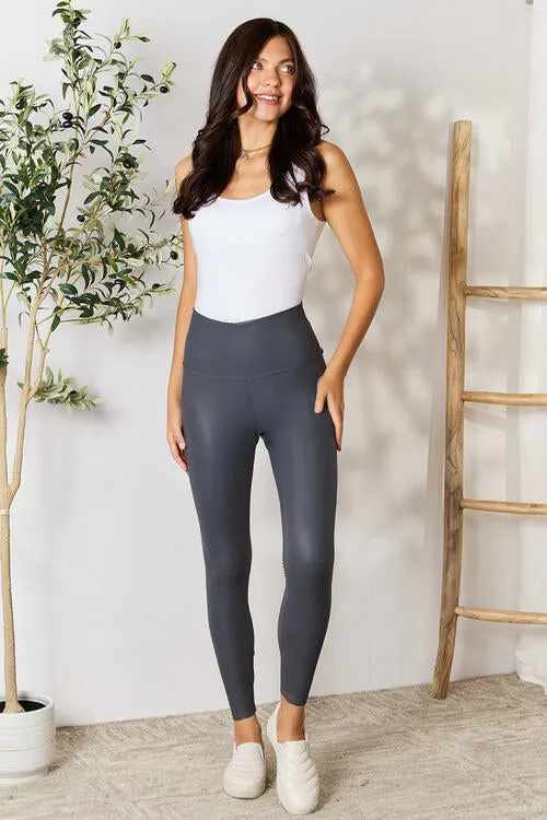 Hold on to Love Leggings*