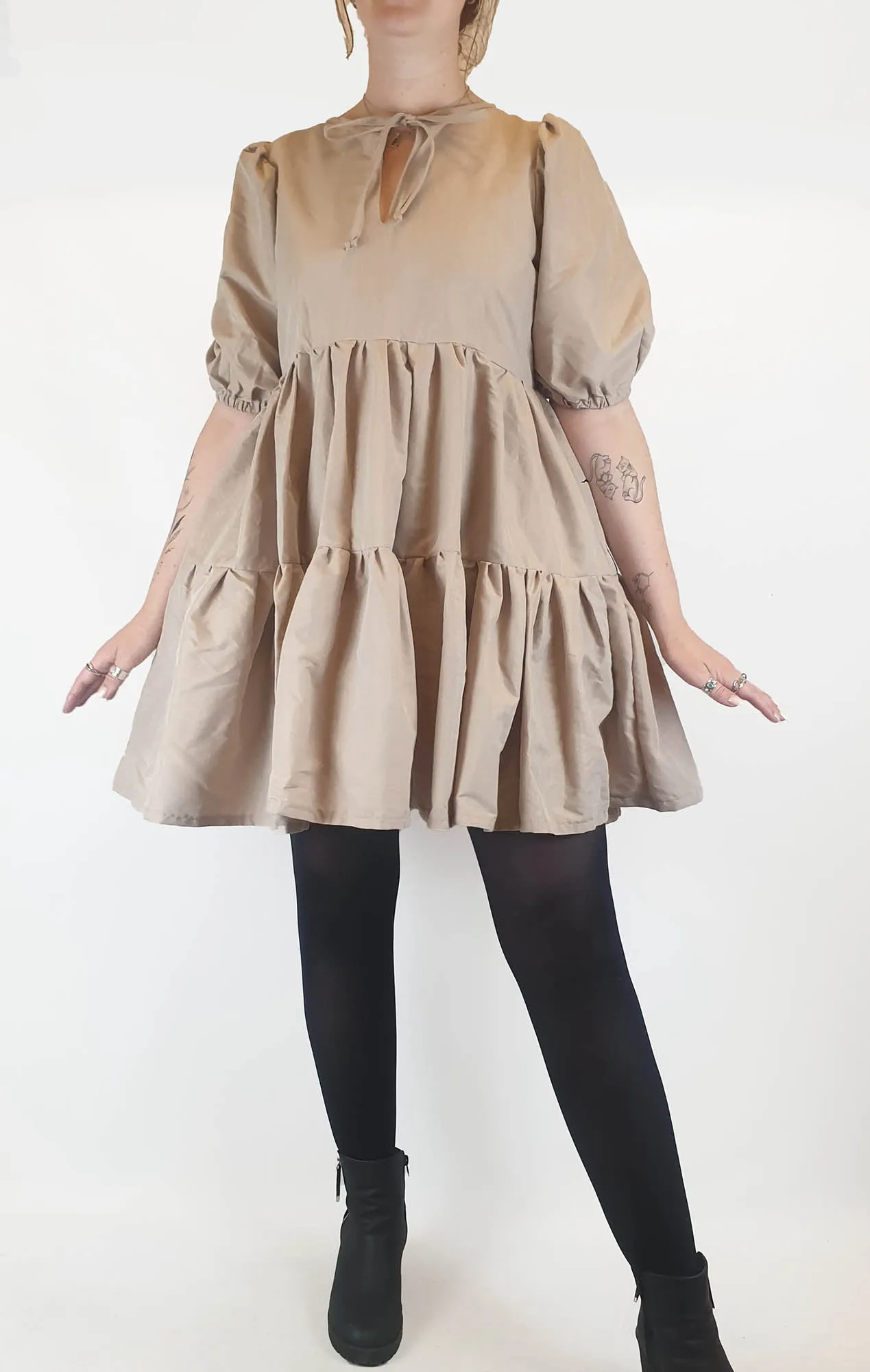 Is Olde Upcycle neutral half sleeve tiered dress best fits 12