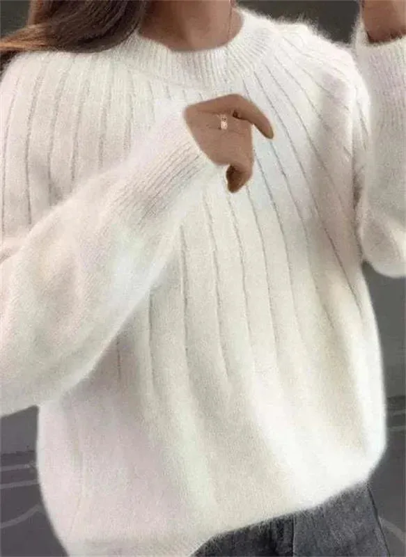 Knitted Cashmere Jumper for Women - Soft Pullover Sweater in Various Sizes