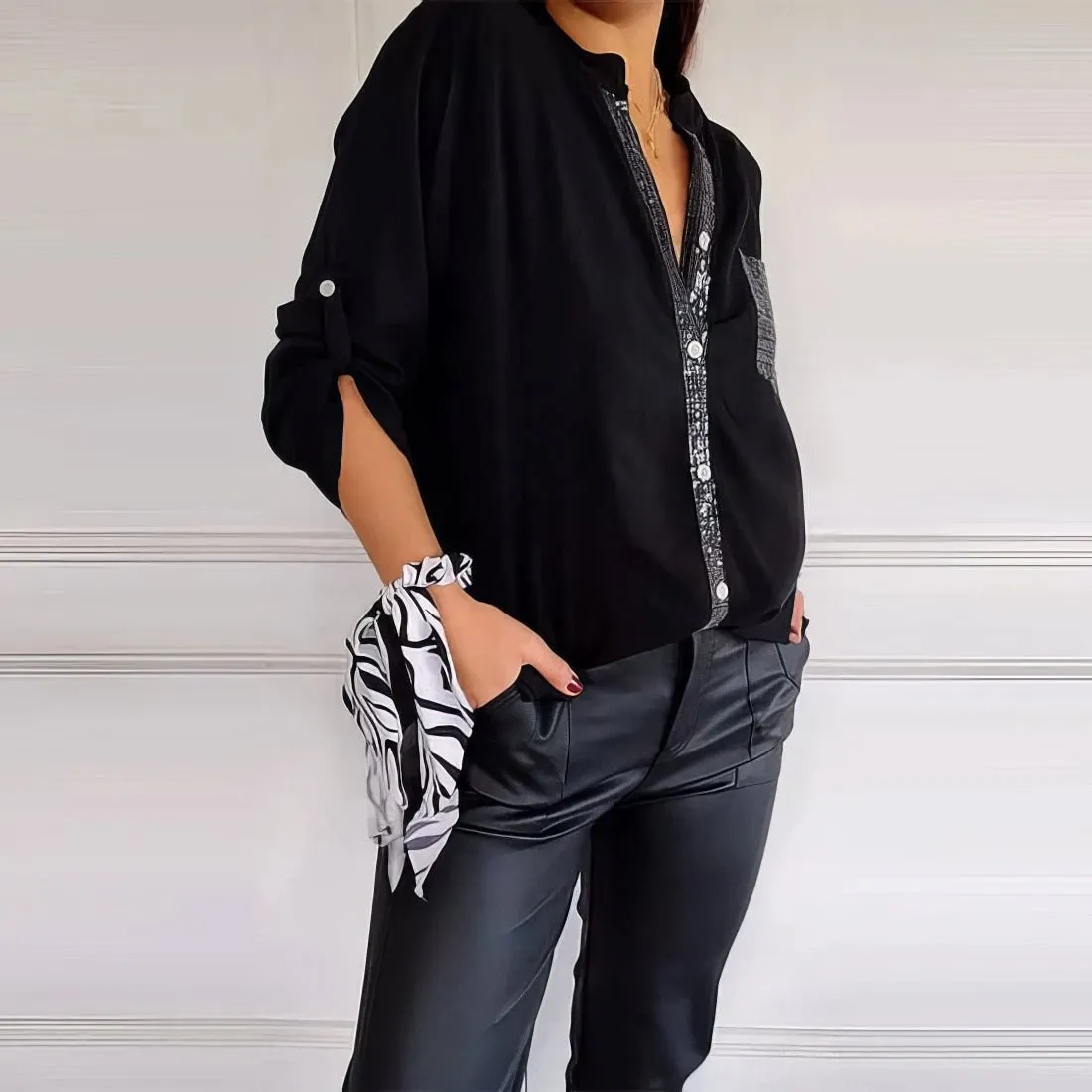Linda - Timeless Trend Blouse