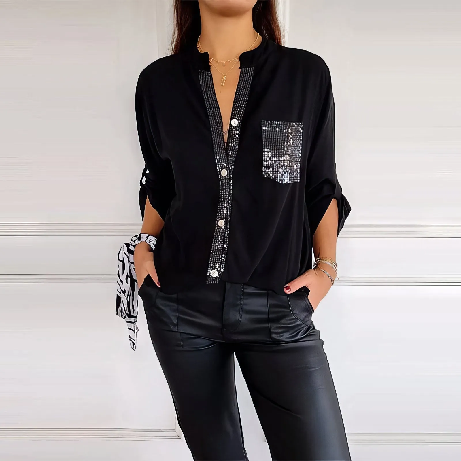 Linda - Timeless Trend Blouse