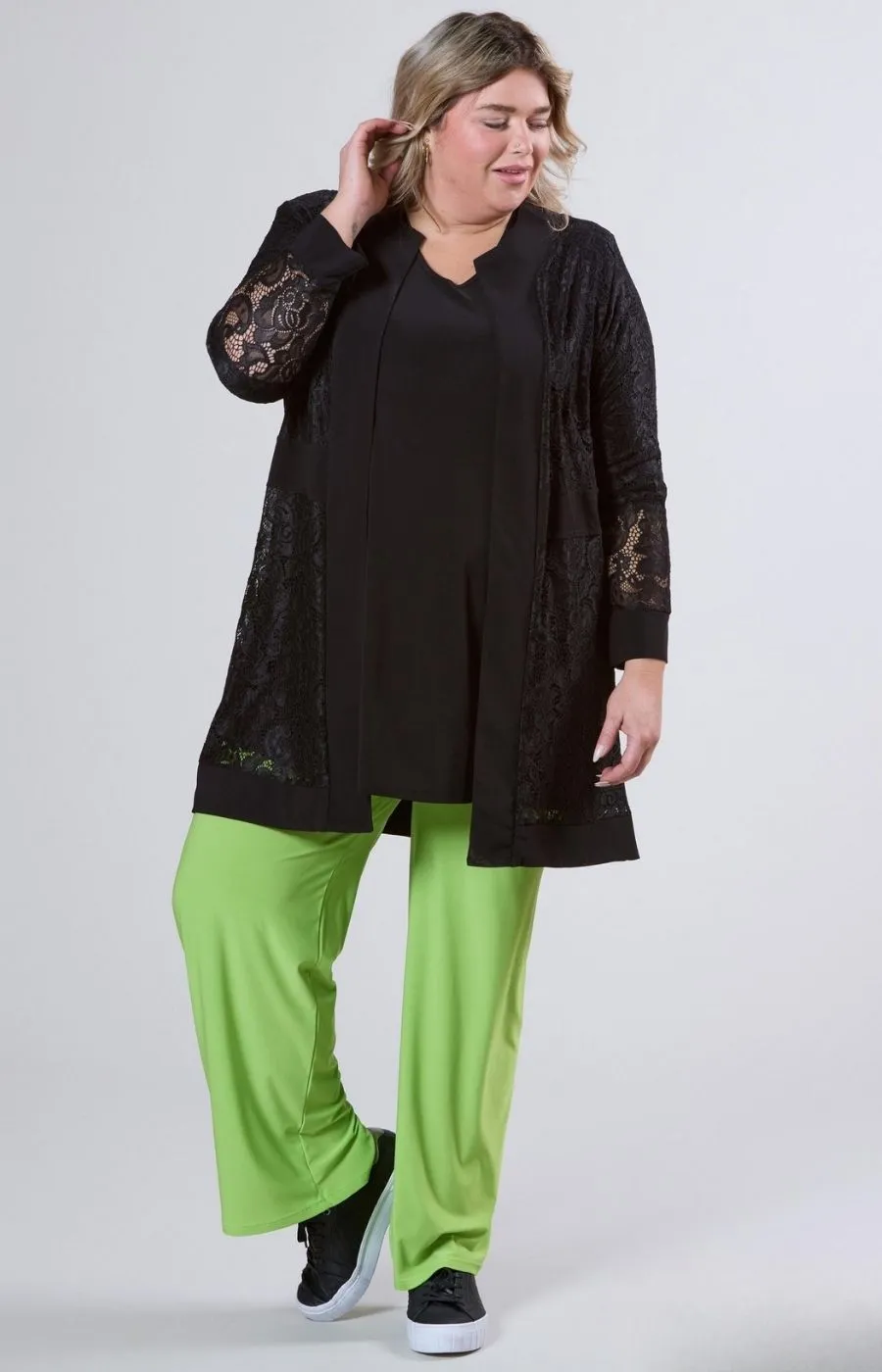 Magna Lace Cardigan in Black