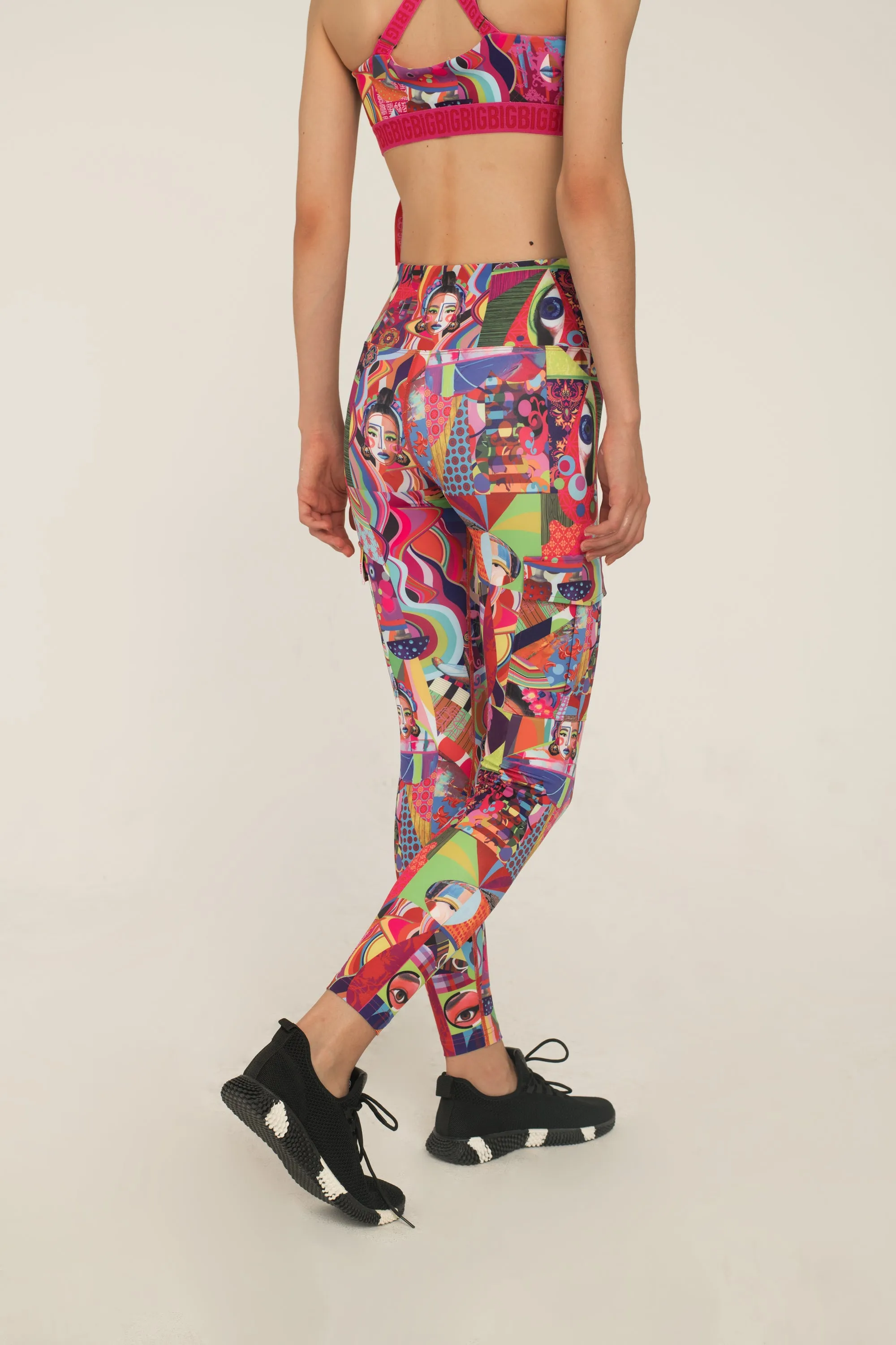 Makeup Print Utility Leggings