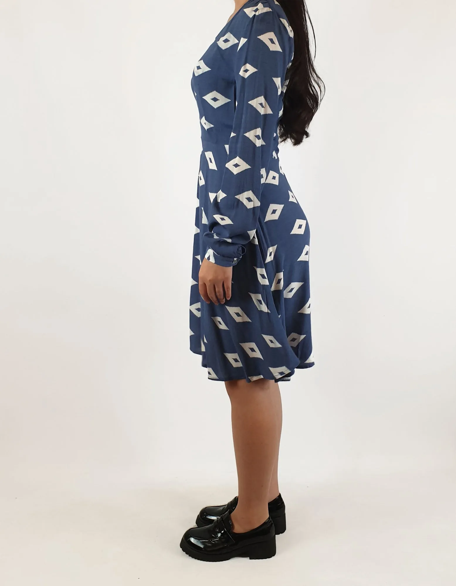 Mister Zimi blue print long sleeve dress size 8, fits AU6