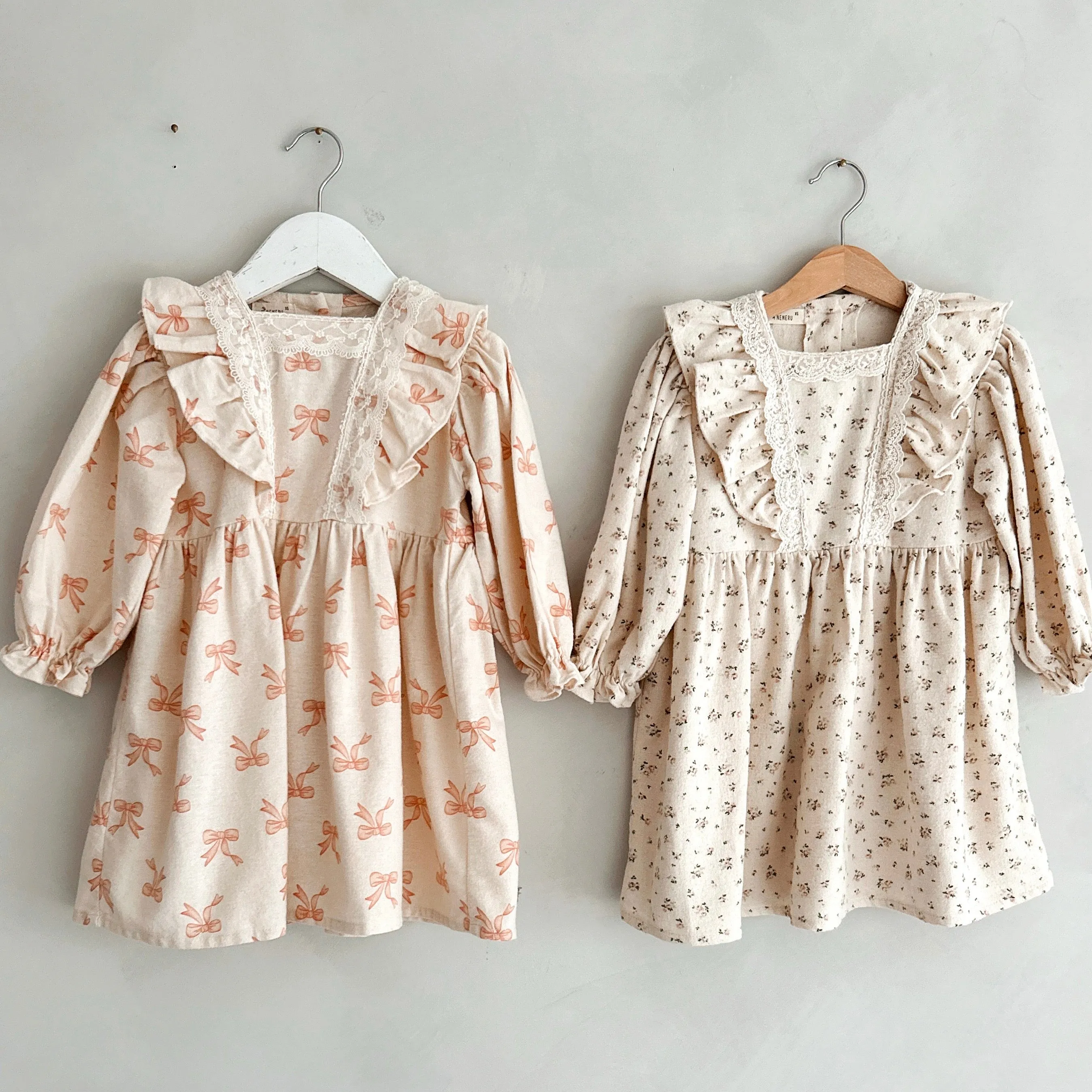 Neneru Flower Lace Dress