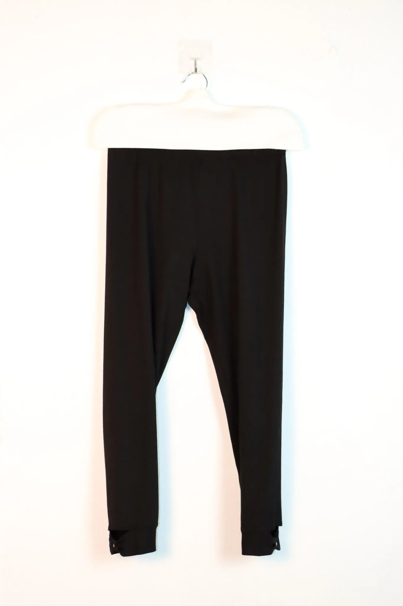 NY 77 Design Cropped Leggings