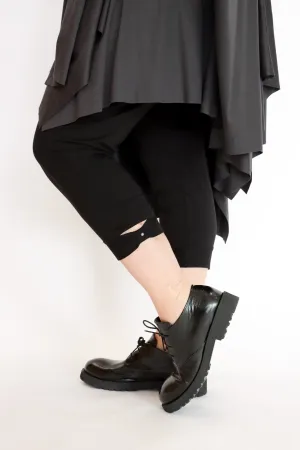 NY 77 Design Cropped Leggings