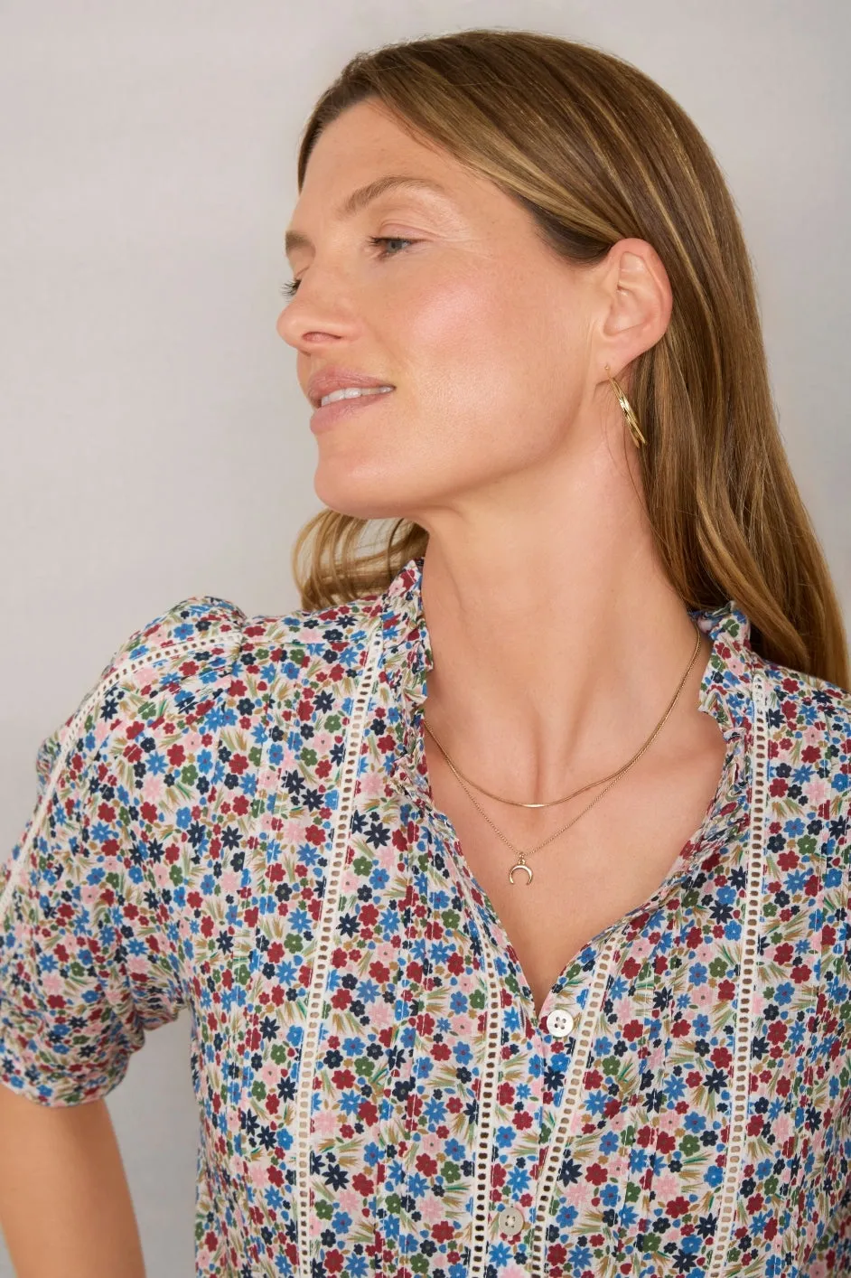 Pansy Pintuck Blouse - Ivory Ditsy Floral