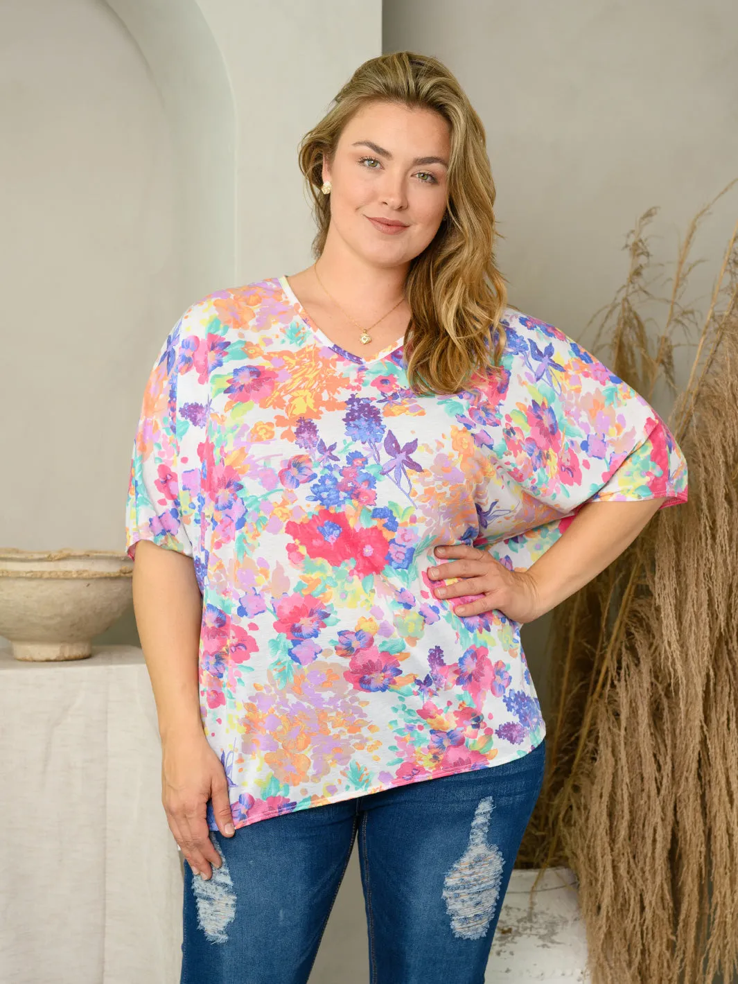 PLUS SIZE SHORT SLEEVE FLORAL TOP
