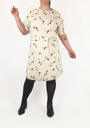 Selected Femme white print dress size 42 / AU 12 (as new with tags)