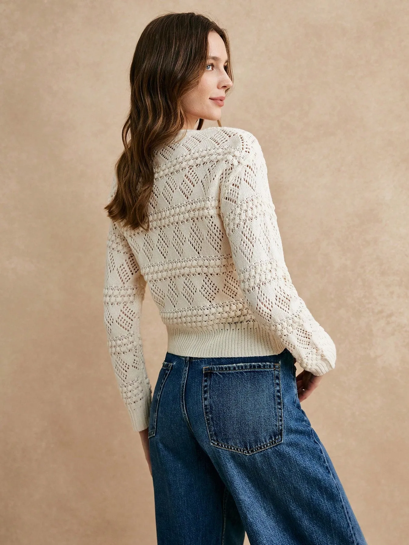 Suéter Blanco Esencial para Mujer en Cherry Vibes