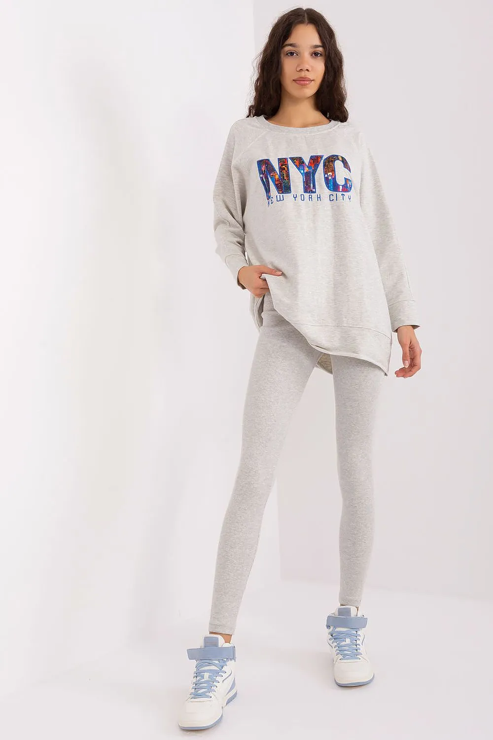 Sweatshirt and leggings casual set