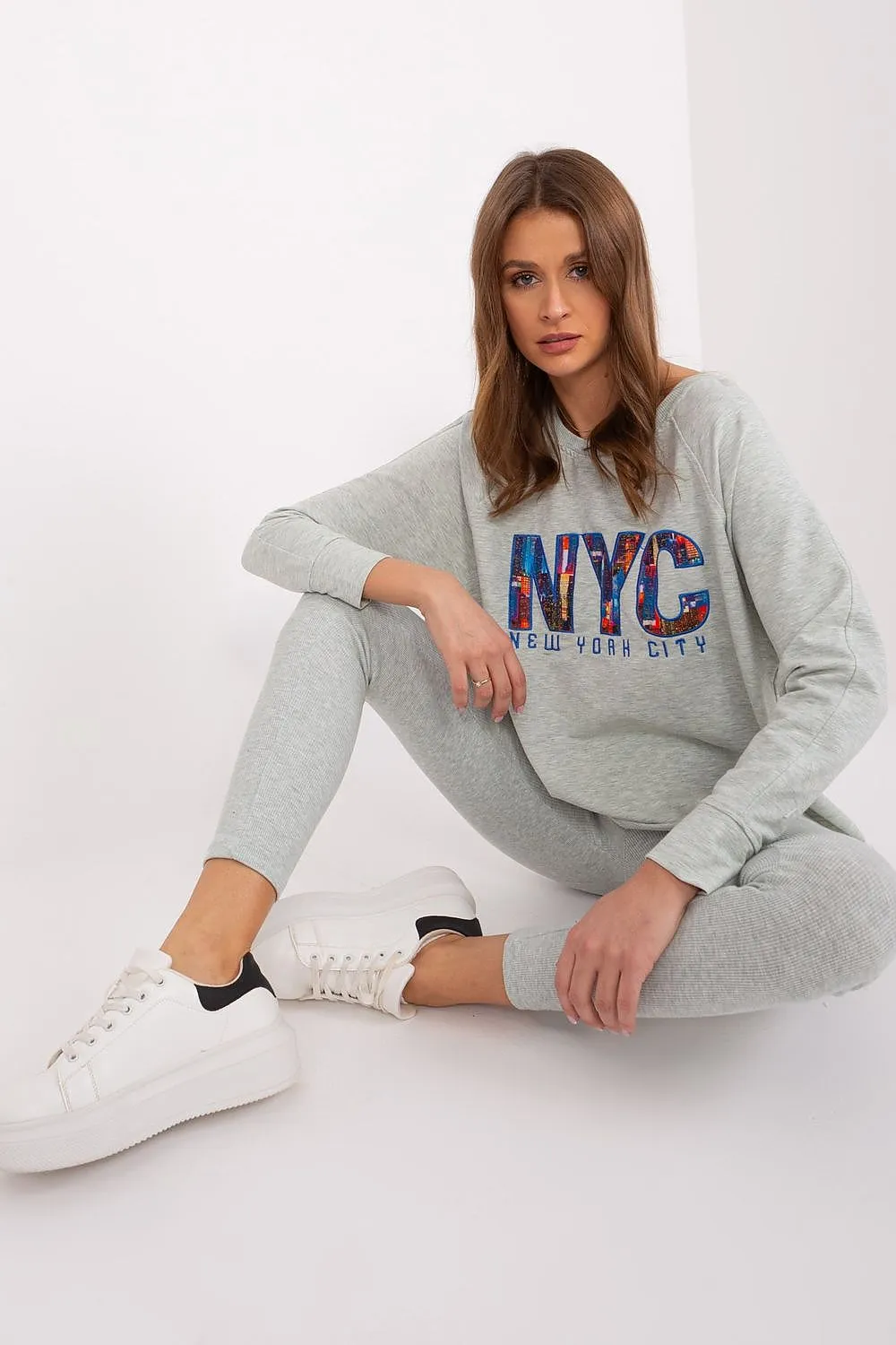 Sweatshirt and leggings casual set