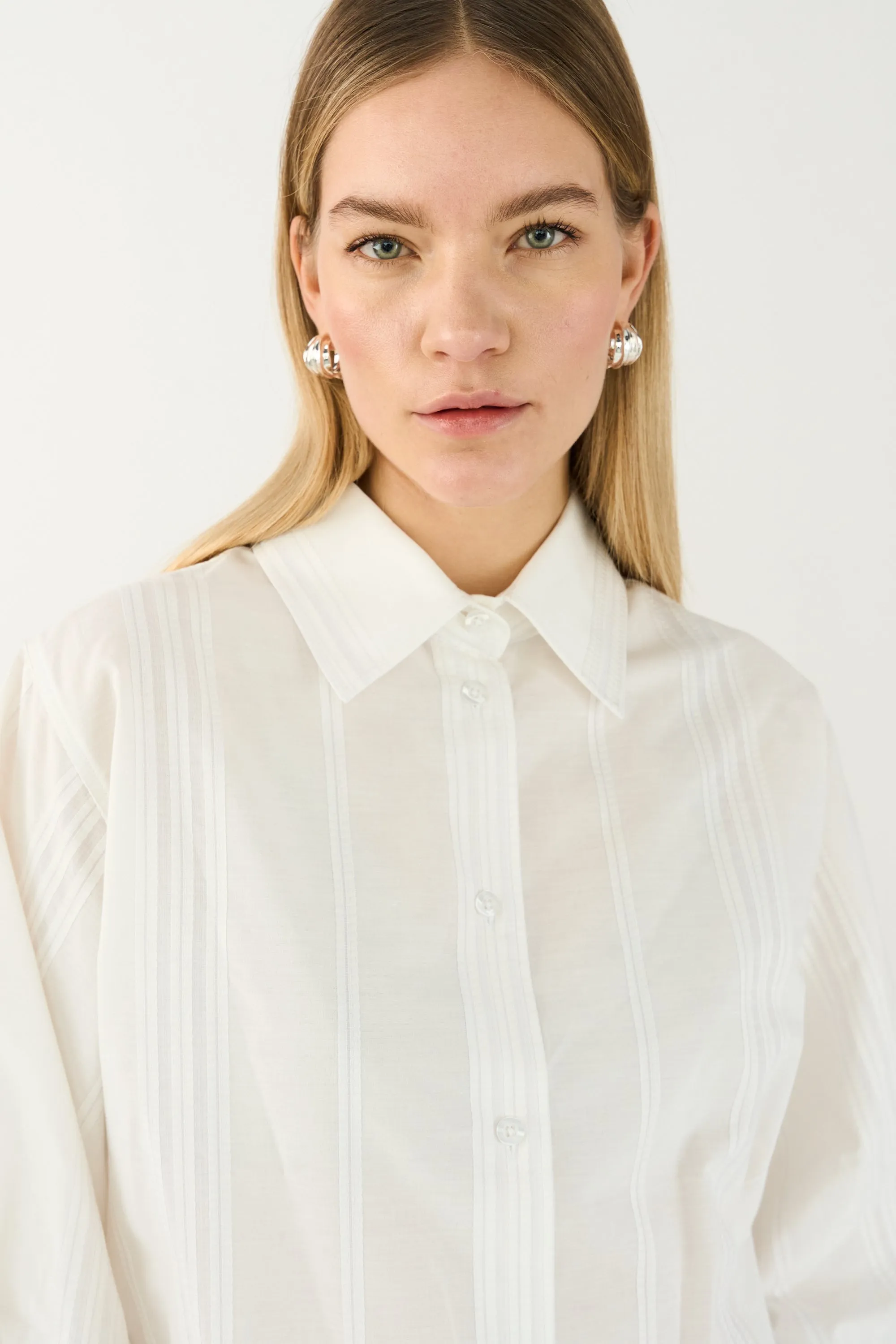 TRW-Exclusive Hepburn Shirt - Optical white