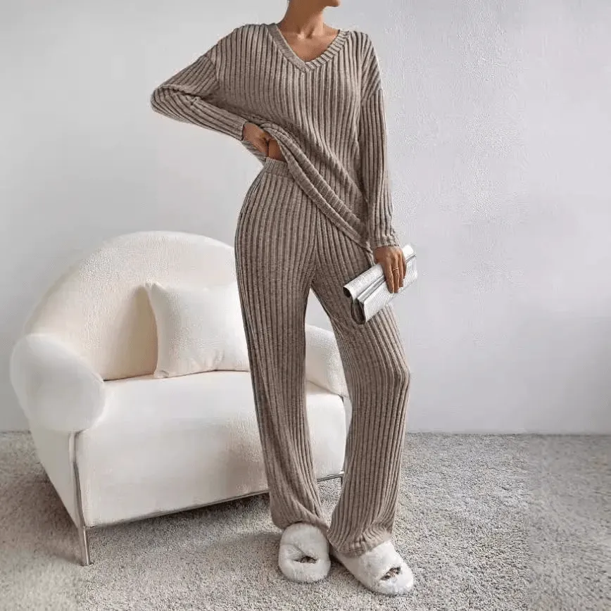 Ulyana - Relaxed Ribbed Fit Woman's Lounge Set