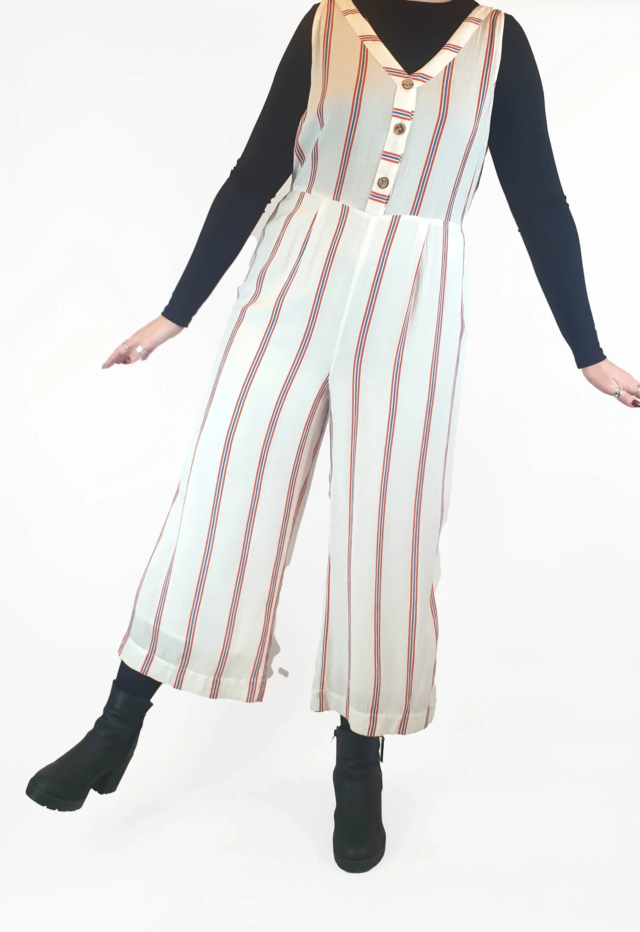 Vera Moda white striped wide leg jumpsuit size XL (tiny fit, best fits 12-small 14)