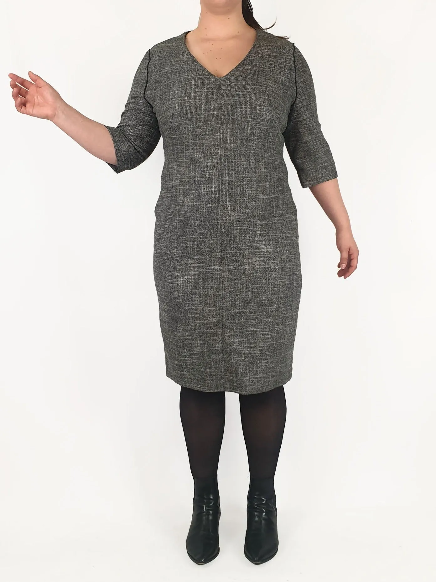 Veronica Maine grey 3/4 sleeve dress size 16 (best fits size 14)