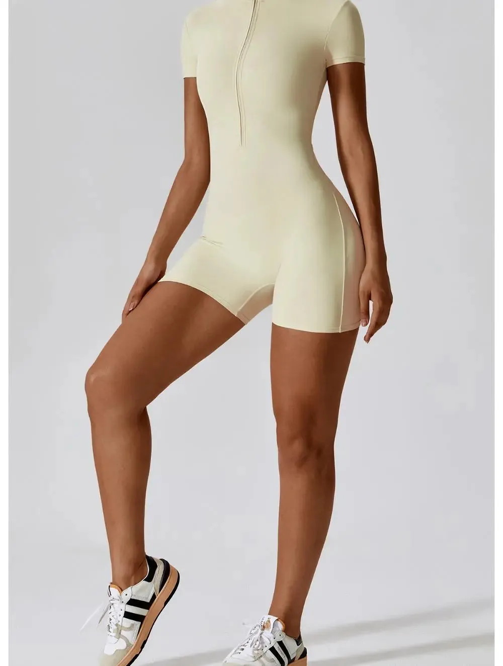 Vesna - Seamless Contouring Woman's Yoga Fitness Jumpsuit