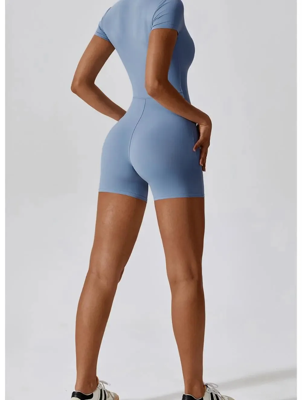 Vesna - Seamless Contouring Woman's Yoga Fitness Jumpsuit
