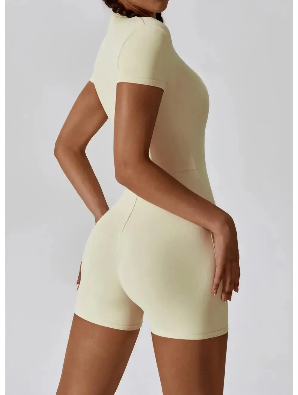 Vesna - Seamless Contouring Woman's Yoga Fitness Jumpsuit