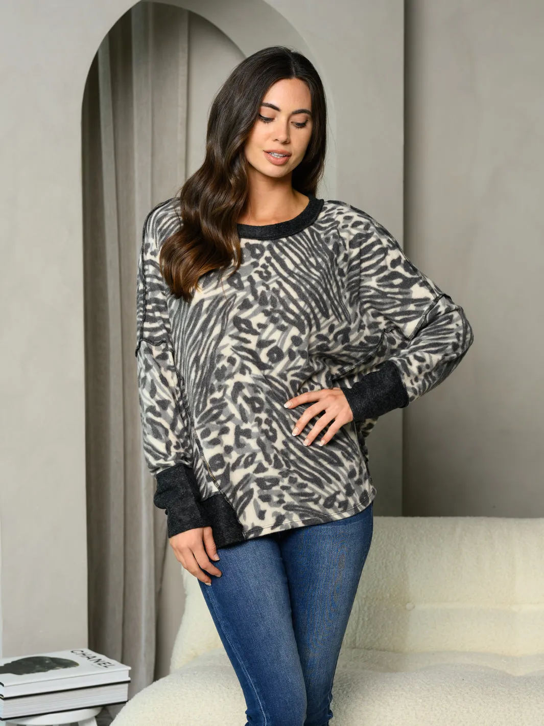 WOMEN'S LONG SLEEVE ANIMAL PRINT TUNIC TOP