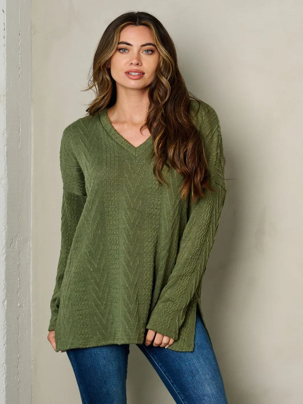 WOMEN'S LONG SLEEVE V-NECK CABLE KNIT LOOSE FIT TOP