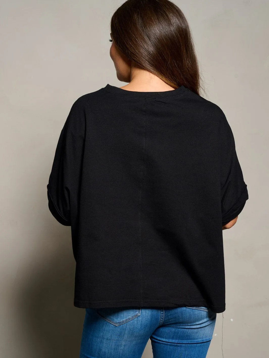 WOMEN'S SHORT SLEEVE QUEEN OF MOMS GRAPHIC TUNIC BLOUSE TOP