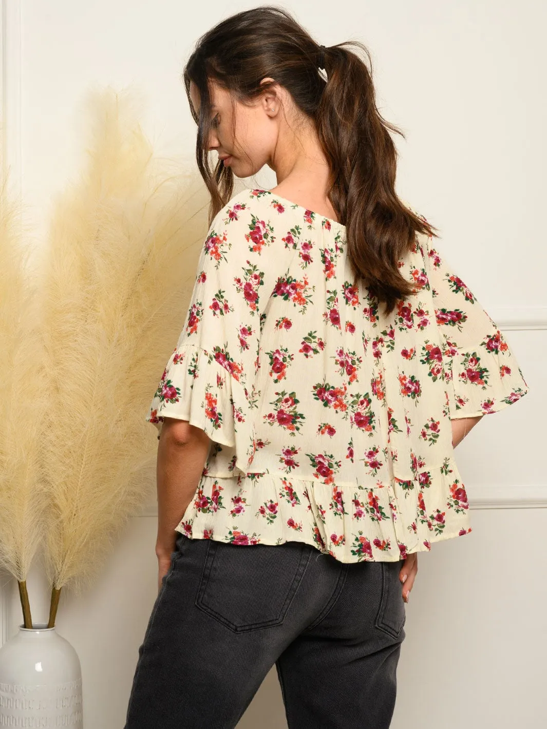 WOMEN'S SHORT SLEEVE RUFFLE FLORAL TOP